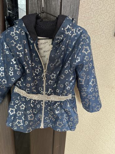 безрукавка детские: Куртка, безрукавка на весну для девочки от 3-5 лет