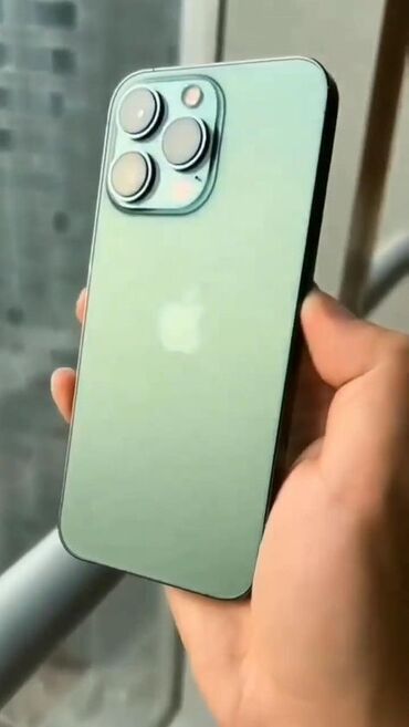 Apple iPhone: IPhone 13 Pro, Б/у, 256 ГБ, Matte Midnight Green, Защитное стекло, Чехол, 84 %