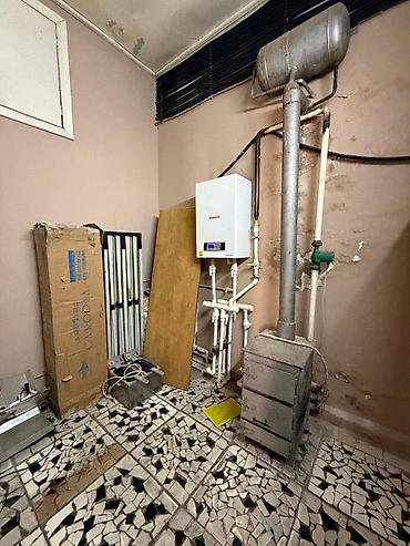 Продажа другой коммерческой недвижимости: Продается коммерческое помещение. В верхней части города — 11