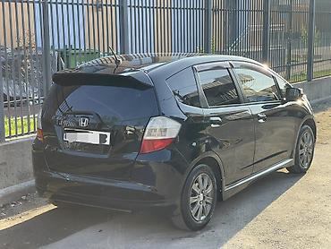 Honda: Honda Fit: 2009 г., 1.5 л, Робот, Бензин, Хэтчбэк — 4