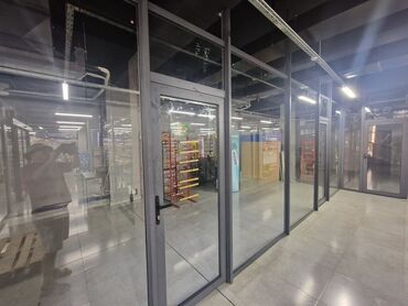 торговые места в аренду бишкек: Сдаю Бутик, 500 м², С ремонтом, Действующий, С оборудованием