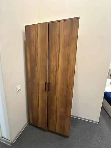 Otaqların günlük kirayəsi: Satılır. 12 otaq üçün mebel komplekti (televizor və kondisioner daxil — 6