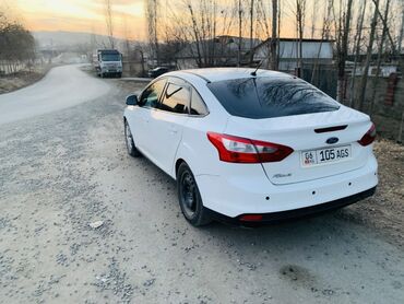 Ford: Ford Focus: 2012 г., 1.6 л, Механика, Бензин, Седан — 5