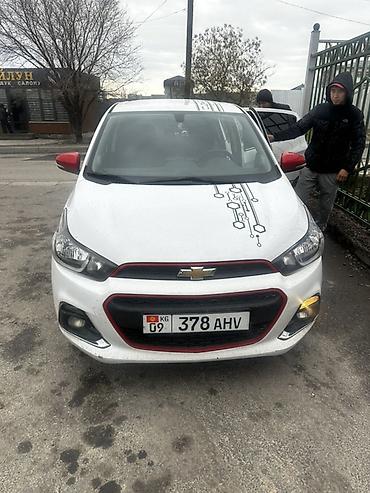 Chevrolet Spark: 2016 г., 1 л, Автомат, Бензин, Хэтчбэк at lalafo.kg Chevrolet Spark: 2016 г., 1 л, Автомат, Бензин, Хэтчбэк