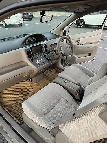 такта раум: Toyota Raum: 2003 г., 1.5 л, Автомат, Бензин, Минивэн — 9