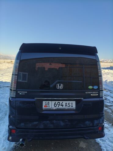 Honda: Honda Stepwgn: 2005 г., 2 л, Автомат, Бензин, Минивэн — 5