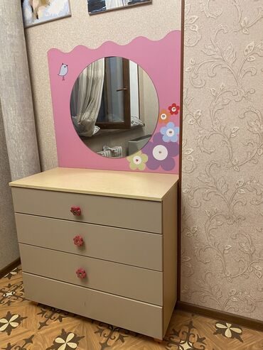 мебель токмок: Детский гарнитур, цвет - Розовый, Б/у