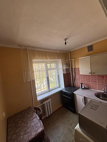 помишения баткен: 3 комнаты, 53 м², 104 серия, 2 этаж — 10