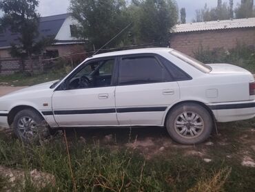 Mazda: Mazda 626: 1990 г., 2 л, Механика, Бензин, Седан