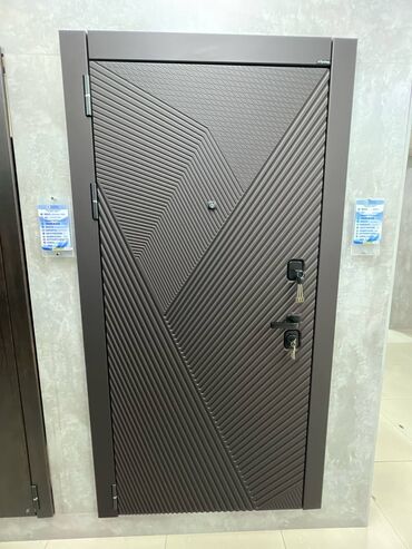 Двери для домов и квартир: Двери для домов и квартир, Металл, Российская, Бронированные — 14