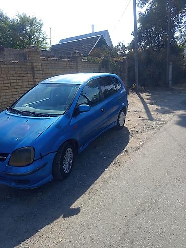 ниссан ларго: Nissan Almera Tino: 2000 г., 2 л, Механика, Дизель, Минивэн — 1