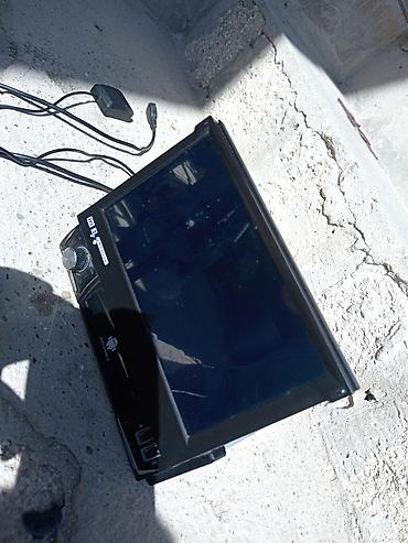 12 220 çevirici: Avtomobil üçün multimedia başlıq (2DIN) Xüsusiyyətlər: - Sensor — 3