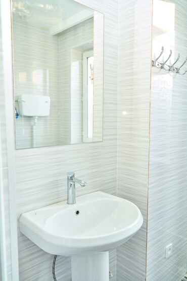 Посуточная аренда комнат: 305 м², С мебелью — 21