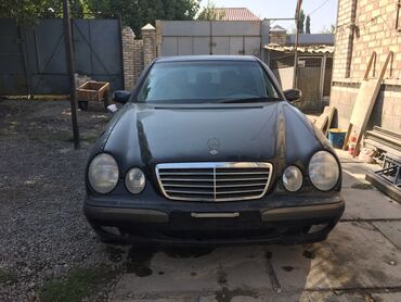 240 мерседес: Mercedes-Benz E-Class: 2002 г., 2.4 л, Автомат, Бензин, Седан