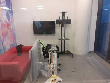 Kronşteynlər: Bütün televizorlar üçün divar asılqanları.Ətraflı votçap.Yeganə şadıığ — 11