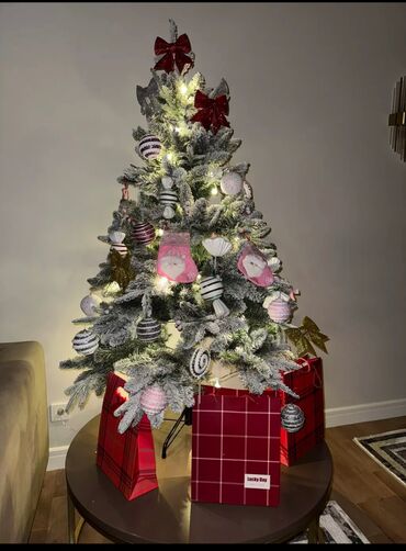Другие товары для дома: Ёлка новая! С игрушками, литая! очень красивая и естественная! С at lalafo.kg — 1 Другие товары для дома: Ёлка новая! С игрушками, литая! очень красивая и естественная! С — 1
