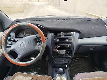Toyota: Toyota Picnic: 1998 г., 2 л, Механика, Бензин, Минивэн — 3