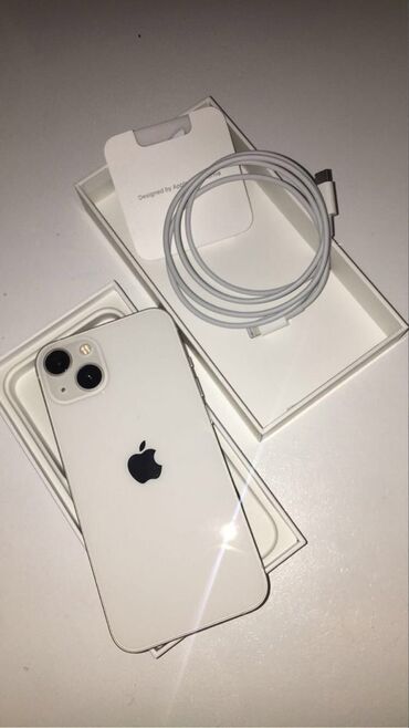 продаю айфон 13: IPhone 13, Новый, 128 ГБ, Белый, Зарядное устройство, Защитное стекло, Чехол, 91 %