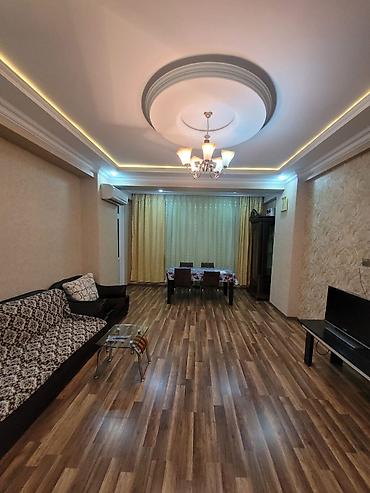 qarayev: Nizami rayonu, Qara Qarayev metrosunun yaxını, Xarı Bülbül — 1