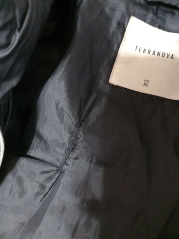 xiaomi mi5 exclusive black: Prodajem polovnu jaknu,dobro očuvanu, nigde nije