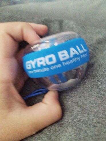 спорт обувь: Продам GYRO BALL качает трапеции, предплечья, бицепс, в основном