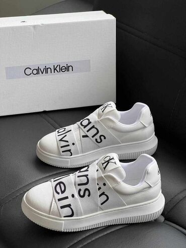 Women's Sneakers and athletic shoes: Calvin Klein, 38 — 4