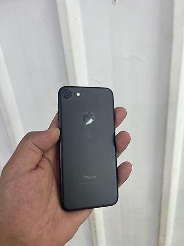 black sharp: IPhone 7, Б/у, 128 ГБ, Черный, Защитное стекло, 80 % — 6