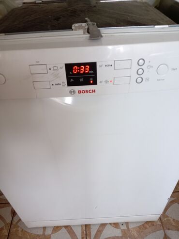 Mašine za suđe: Masina za sudove radi Al se gasi posle 15 min 6000 din