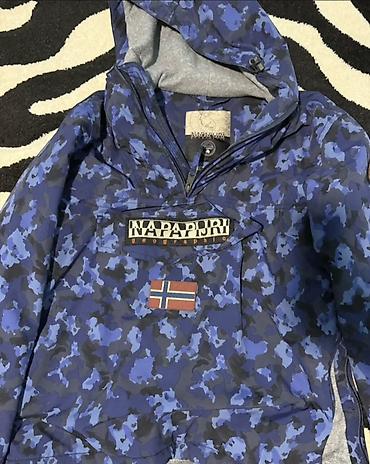buzz patike tn muske: Napapijri anorak jakna sa kapuljačom – camo plavo/crni print. Jakna je — 1