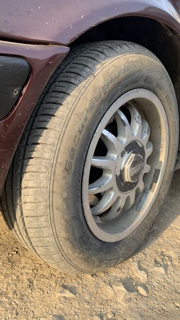 Audi: Audi 80: 1992 г., 2.3 л, Механика, Бензин, Седан at lalafo.kg — 11 Audi: Audi 80: 1992 г., 2.3 л, Механика, Бензин, Седан — 11