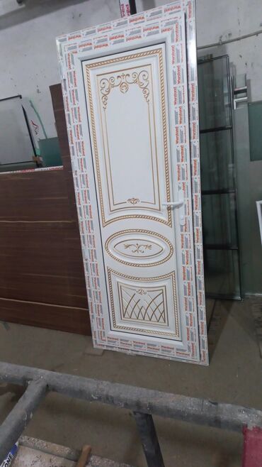 Plastik qapılar: Yeni Plastik qapı Zamok və çərçivə ilə, Zəmanətli, Pulsuz quraşdırma, Pulsuz çatdırılma — 20