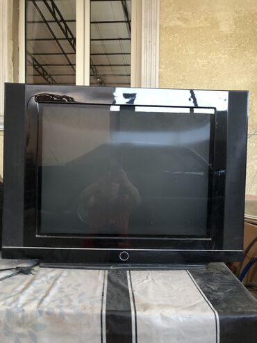 Телевизоры: Продается телевизор с ресивером за 2000 с
