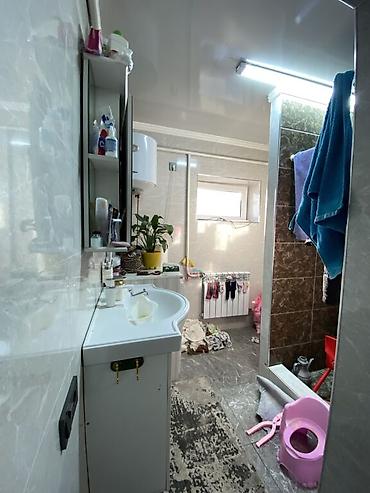 Продажа коттеджей и домов: 🏡 Продается частный дом с доходом 📍 Адрес: г. Бишкек, р/н Кара-жыгач — 6