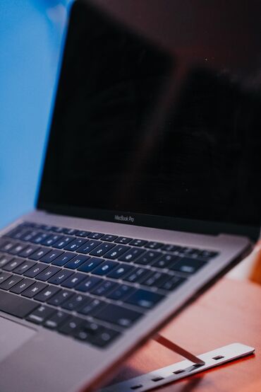 Ноутбуки: Ноутбук, Apple, 16 ГБ ОЗУ, Intel Core i7, 13.1 ", Б/у, Для работы, учебы, память SSD — 2