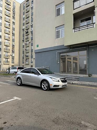 cruze spoyler: Vuruğu udarı, dəyişən detalı yoxdur.Vini təmizdir.Koja salon, 17 lik — 9
