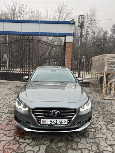 хендай солярис: Hyundai Grandeur: 2018 г., 2.4 л, Автомат, Бензин