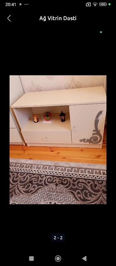 laminat mebel: İşlənmiş, Düz TV altlığı, Polkalı, Laminat, Türkiyə — 1
