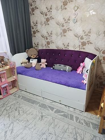 кровать для мальчика: Детская односпальная кровать, Б/у, Для девочки, С матрасом, ДСП, Самовывоз — 1