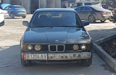 BMW: BMW 520: 1988 г., 2 л, Механика, Бензин, Седан