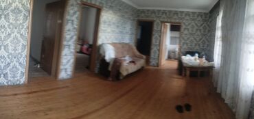 Həyət evləri və villaların satışı: Satılır: 4 otaqlı həyət evi - Planlaşdırma: geniş zal, ayrıca mətbəx — 5