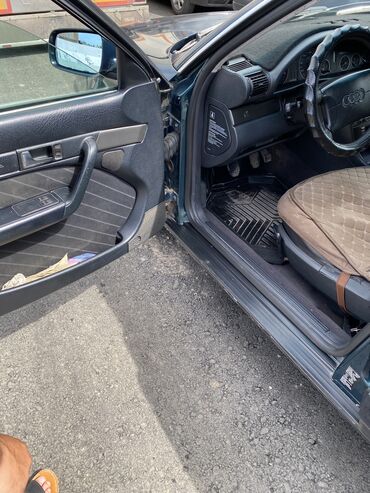 ауди разбор: Audi A6: 1995 г., 2.6 л, Механика, Бензин