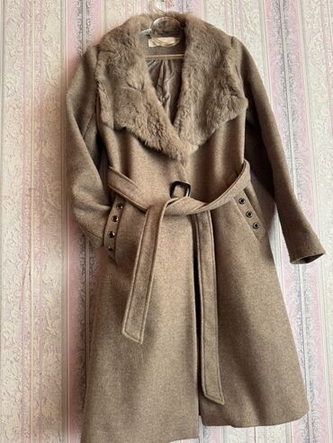 qizil tek qas uzukler ve qiymetleri: Palto, M, rəng - Bej