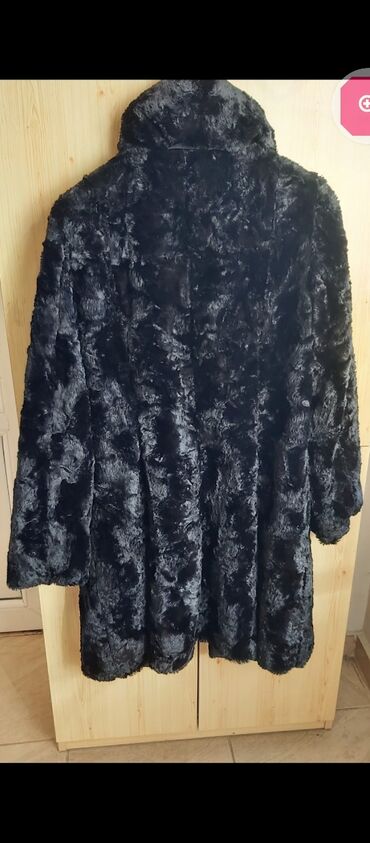 Zimske jakne: M, Jednobojni, Veštačko krzno — 9