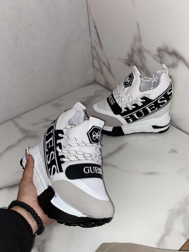 Patike: Patike — 3