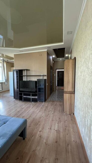 помещение для кухни: 1 комната, 48 м², Индивидуалка, 3 этаж, Косметический ремонт