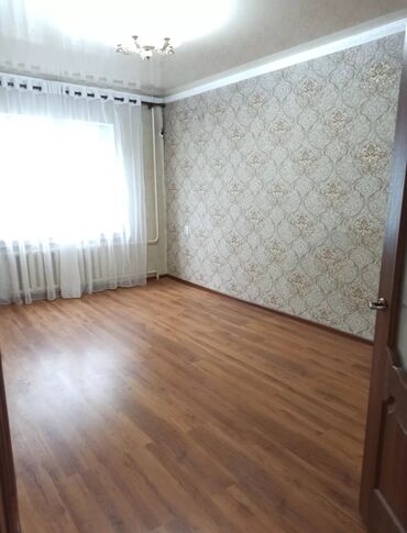 военный городок квартира: 2 комнаты, 50 м², 105 серия, 2 этаж, Евроремонт