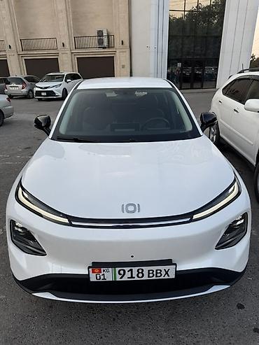 geely e5: Changan Qiyuan Q05: 2026 г., Электромобиль, Кроссовер — 1