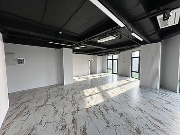 Аренда офисов: Аренда офисов, 400 м², В бизнес центре, С видом на горы, 1 линия, С отдельной кухней — 8