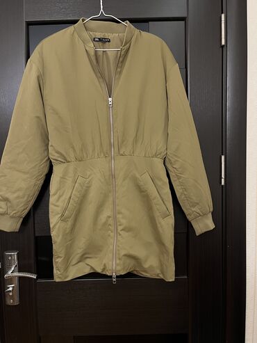 Otaq bitkiləri: Yeni - Zara devetüyü rəngli, uzunqol bomber plaş don. Ön hissədən — 16