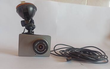 цена видеорегистратора для машины: Yi Smart Dash Camera Б\У. Нету внутренней батареи (вздулась)